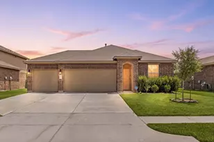 7734 London Tower Ln, Houston, TX 77044 - Photo 1