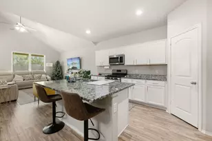 7734 London Tower Ln, Houston, TX 77044 - Photo 15