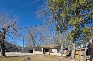 5101 Mallow St, Houston, TX 77033 - Photo 5