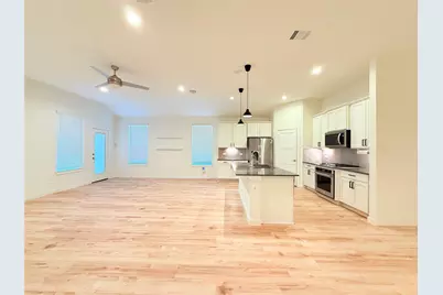 105 Aurora Springs Drive, Katy, TX 77493 - Photo 11