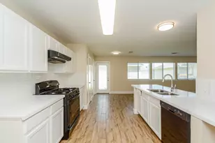 1505 Nichole Woods Dr, Houston, TX 77047 - Photo 9