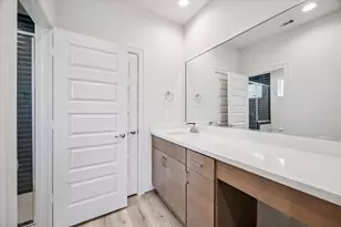 1808 Elysian St, Houston, TX 77026 - Photo 9