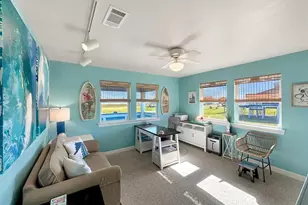 808 Pinata Dr, Crystal Beach, TX 77650 - Photo 17