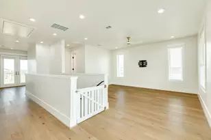 4214 Pirates Dr, Galveston, TX 77554 - Photo 19