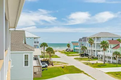 4214 Pirates Drive, Galveston, TX 77554 - Photo 9