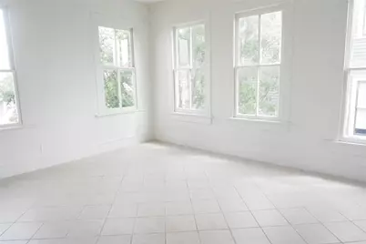 304 18th #Up, Galveston, TX 77550 - Photo 7