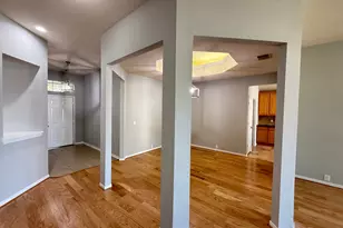 7411 Maple Run Dr, Sugar Land, TX 77479 - Photo 7