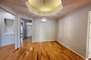 7411 Maple Run Dr, Sugar Land, TX 77479 - Photo 3