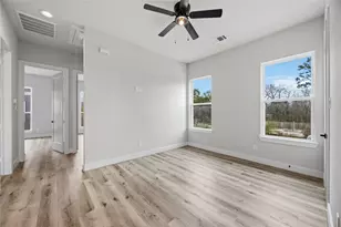 6124 De Campo St, Houston, TX 77091 - Photo 13