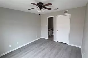 18800 Egret Bay Blvd, Houston, TX 77058 - Photo 15