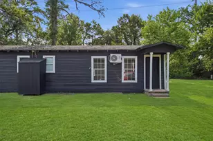 8038 Record St, Houston, TX 77028 - Photo 7