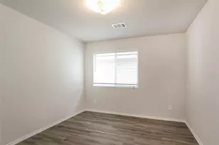 3119 Primrose Dr, Texas City, TX 77591 - Photo 5