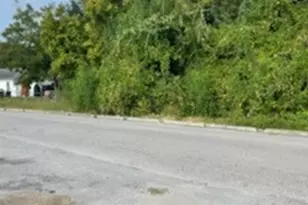 8406 Carver Rd, Houston, TX 77088 - Photo 1