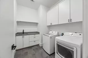 2705 Julian St, Houston, TX 77009 - Photo 49