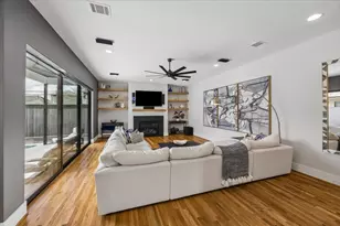 2705 Julian St, Houston, TX 77009 - Photo 9