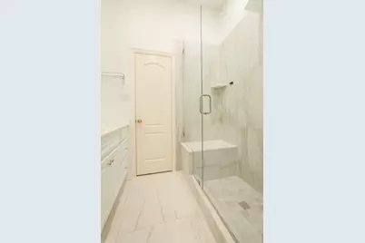 10706 White Oak Park Ct, Cypress, TX 77429 - Photo 11