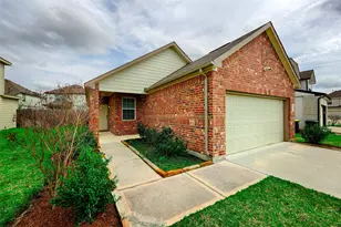 4508 Danielle Gardens, Conroe, TX 77304 - Photo 3