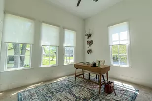 705 W 5th St, Brenham, TX 77833 - Photo 23