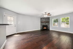 9921 Kingfisher Dr, Conroe, TX 77385 - Photo 7