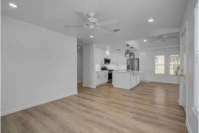 4711 Sherman Boulevard, Galveston, TX 77551 - Photo 11