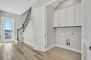 1517 Bayou Shore Dr, Galveston, TX 77551 - Photo 21