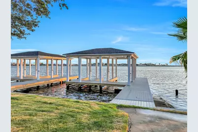 1517 Bayou Shore Drive, Galveston, TX 77551 - Photo 7