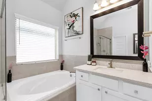 4008 Centre Glen Dr, Houston, TX 77043 - Photo 27