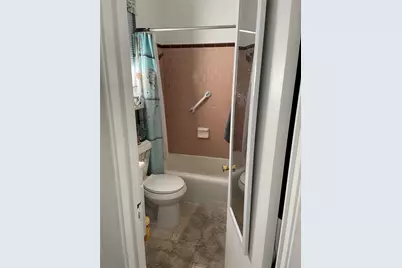 1819 Broadway Avenue J, Galveston, TX 77550 - Photo 25