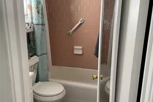 1819 Broadway Avenue J, Galveston, TX 77550 - Photo 25