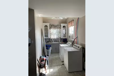 1819 Broadway Avenue J, Galveston, TX 77550 - Photo 15
