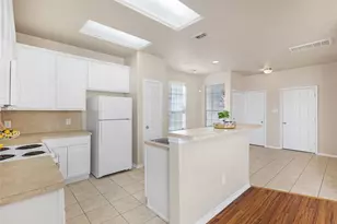 3412 Orchid Trace Ln, Houston, TX 77047 - Photo 11