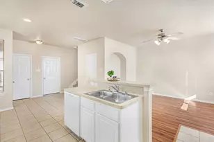 3412 Orchid Trace Ln, Houston, TX 77047 - Photo 9