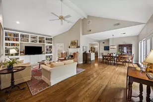 9606 Bayou Brook St, Houston, TX 77063 - Photo 15