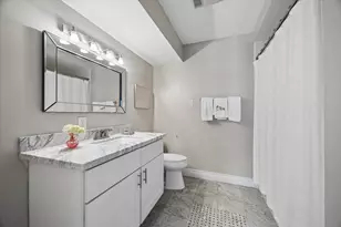 9606 Bayou Brook St, Houston, TX 77063 - Photo 27