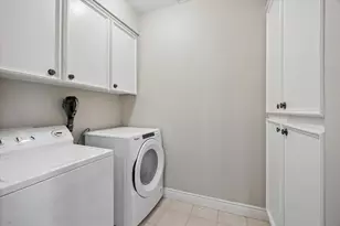 9606 Bayou Brook St, Houston, TX 77063 - Photo 21