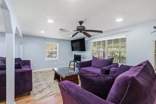 230 Busch St, Houston, TX 77060 - Photo 9