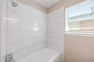 9614 Bean St, Houston, TX 77078 - Photo 9