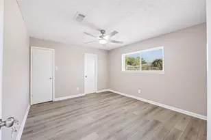 9614 Bean St, Houston, TX 77078 - Photo 11