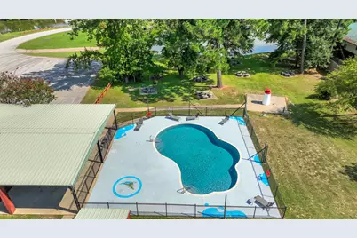 11 Peninsula Point, Huntsville, TX 77340 - Photo 9