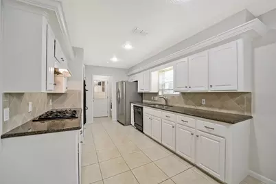 12423 Olympia Drive, Houston, TX 77077 - Photo 7