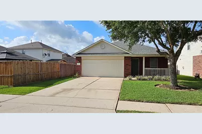 919 Yorkshire Hollow, Fresno, TX 77545 - Photo 1