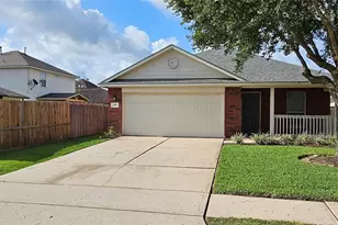 919 Yorkshire Hollow, Fresno, TX 77545 - Photo 1