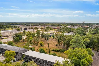 417 Fm 517 Rd E Street, Dickinson, TX 77539 - Photo 7