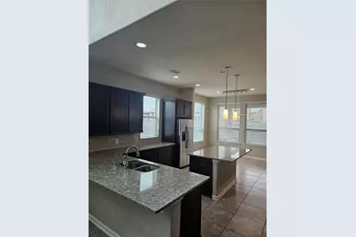 6411 Hunters Trace Lane, Baytown, TX 77521 - Photo 7