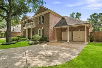 3302 Woodbrook Lane, Sugar Land, TX 77478 - Photo 3