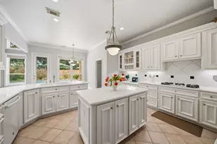 3302 Woodbrook Ln, Sugar Land, TX 77478 - Photo 11