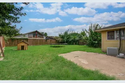 981 S Victory Drive, Houston, TX 77088 - Photo 27