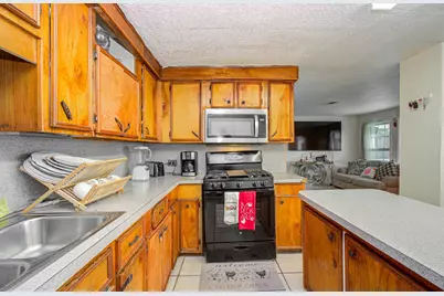 981 S Victory Drive, Houston, TX 77088 - Photo 17
