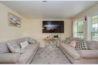981 S Victory Drive, Houston, TX 77088 - Photo 13