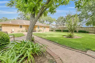 805 Bluebonnet Ln, Katy, TX 77493 - Photo 13